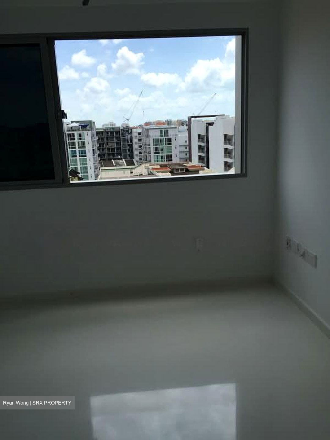 # 1 Loft (D14), Apartment #570276551